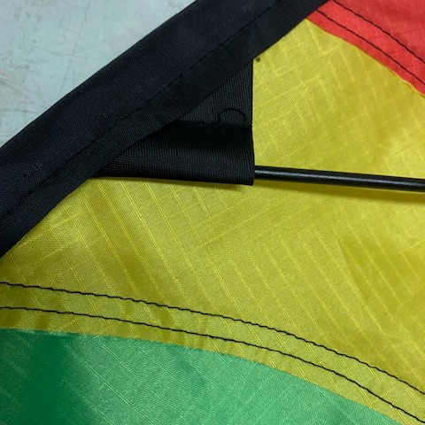 Detail of fiberglass cross rod into fabric pocket