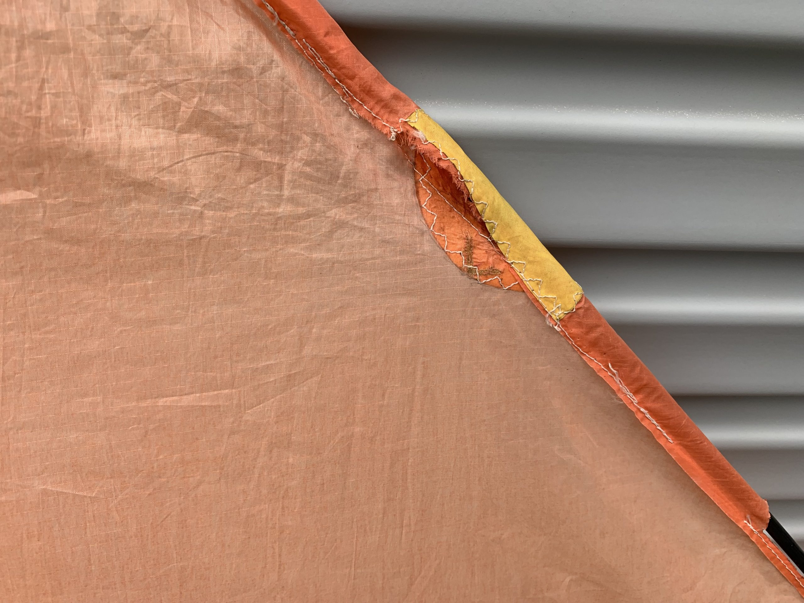 delta kite edge connector point