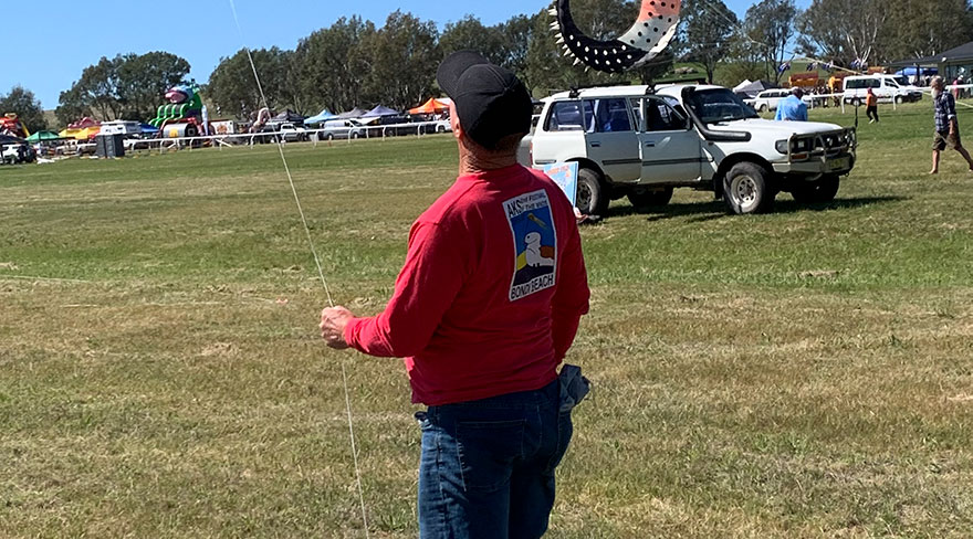 Roger Martin flying Spongebob quadline kite